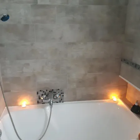 Bed & Breakfast P&p Nimes-centre Nîmes