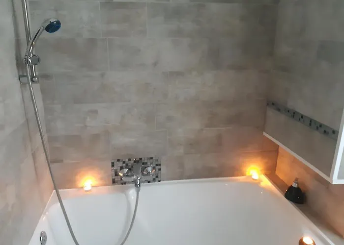 Bed & Breakfast P&p Nimes-centre Nîmes