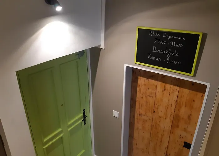 Bed & Breakfast P&p Nimes-centre 3*